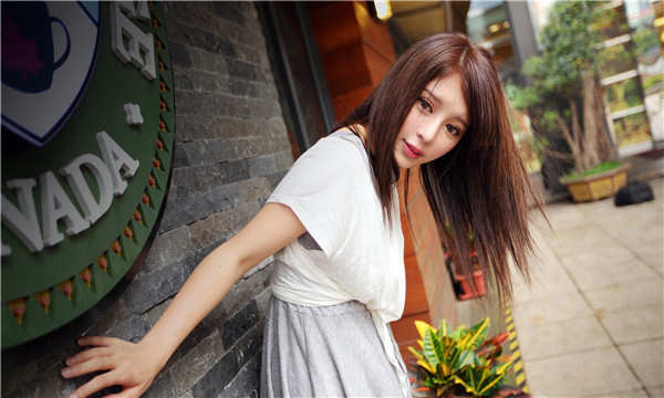 瓜州想找一个女性生孩子给报酬-｛找个女人生孩子多少钱｝